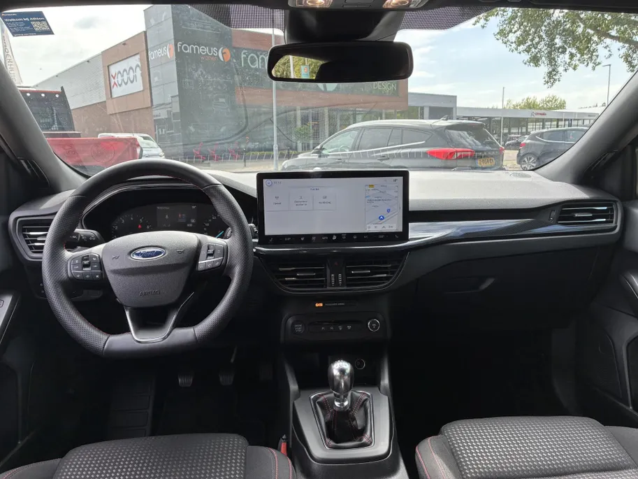 Ford Focus Wagon 1.0 EcoBoost Hybrid ST Line