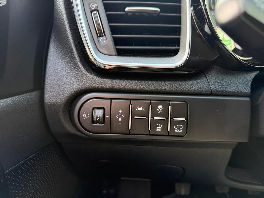 Kia XCeed 1.5 T-GDI MHEV DynamicPlusLine 160 PK | STOEL & STUURVERWARMING | 18 INCH LICHTMETAAL | CLIMATE CONTROL | RESTERENDE FABRIEKSGARANTIE TM 2032