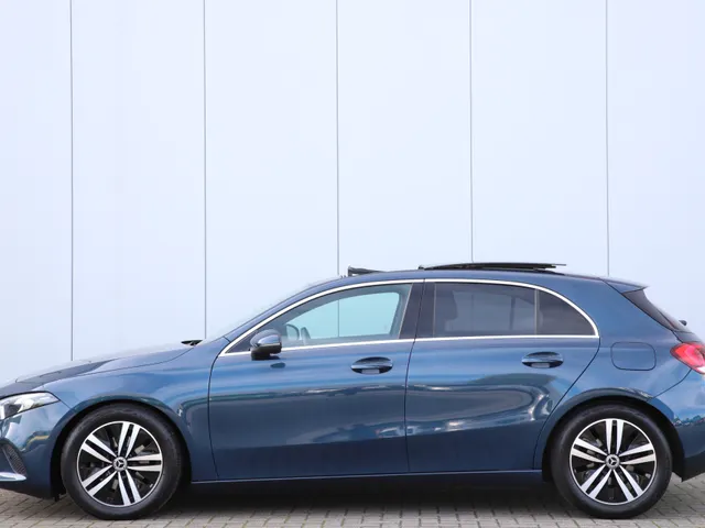 Mercedes-Benz A-Klasse 200 Luxury Line AUTOMAAT | LEER | CLIMA | PANO | NAVI