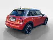 MINI 5-Deurs 1.5 Cooper Chili Nu rijklaarprijs!