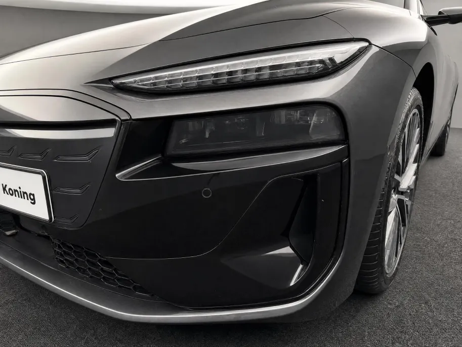 Audi A6 e-tron S edition 83 kWh 286 PK · Optiek zwart · Trekhaak elek. wegklapbaar · Lederen bekleding · 21'' LM velgen · Winterpakket