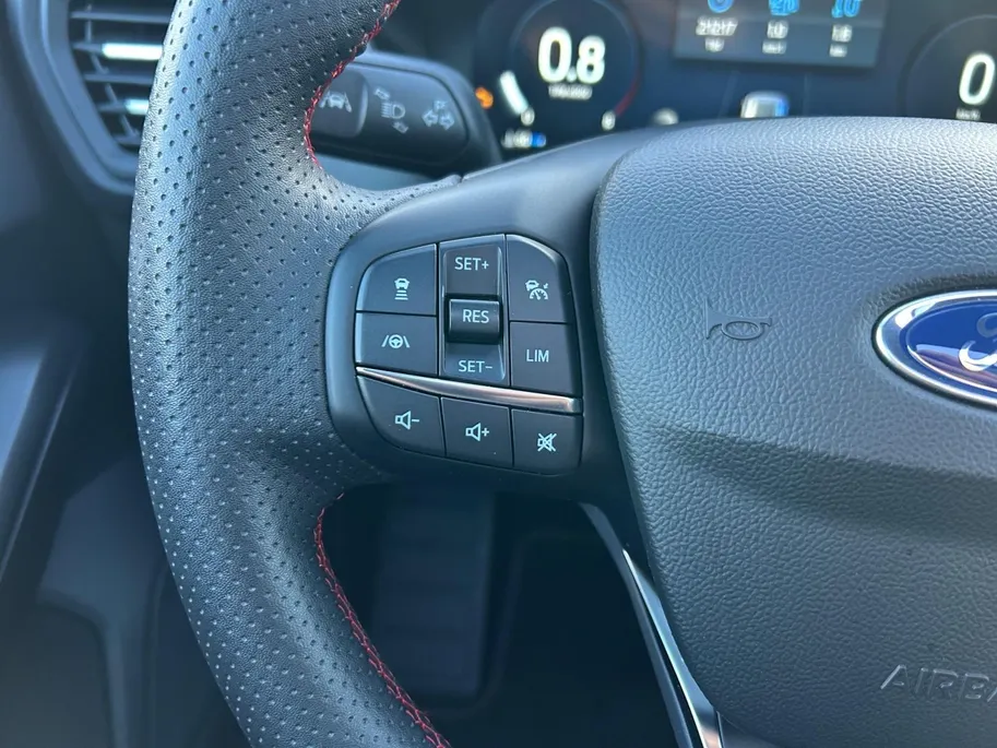 Ford Focus Wagon 1.0 EcoBoost Hybrid ST Line X | Automaat | Schuif/Kantel Dak | B&O Audio | Stoel/Stuur/Voorruitverwarming | Parkeer Camera | Dodehoek Detectie | Apple Carplay/Android Auto |