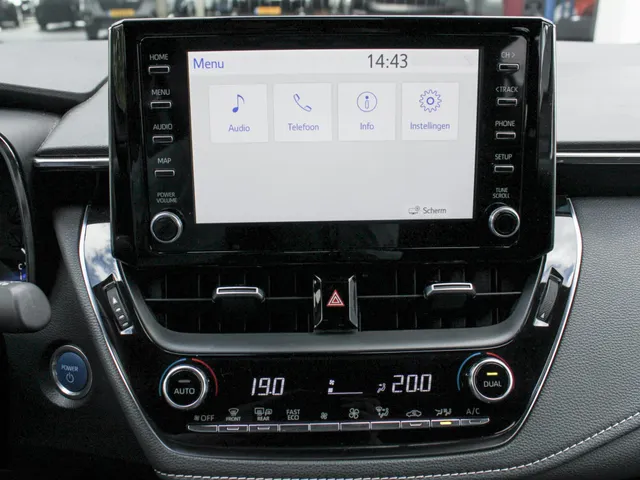 Suzuki Swace 1.8 Hybrid Style | Cruise | Carplay/Android | Camera | Lm-Velgen