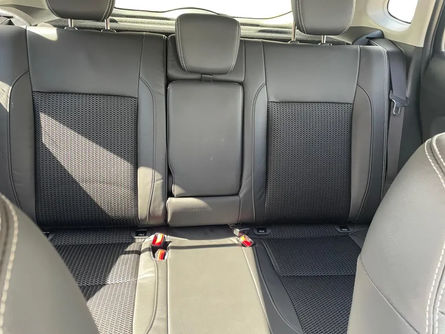 Suzuki S-Cross 1.5 Hybrid Style | Lichtmetalen velgen | Trekhaak | Navigatie | Stoelverwarming