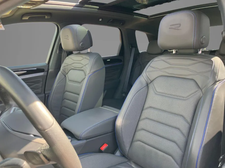 Volkswagen Touareg 3.0TSieHybrid 340kW/462PK 4MOTION R Edition · Panoramadak · Leder · DYNAUDIO · 360°Camera · Luchtvering · Garantie t/m 22-07-2030 of 100000km.