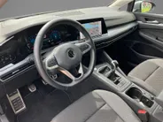 Volkswagen Golf 1.5TSI/150PK Active · Navigatie · Camera + Parkeersensoren · Apple/Android · Garantie t/m 06-02-2028 of 100000km