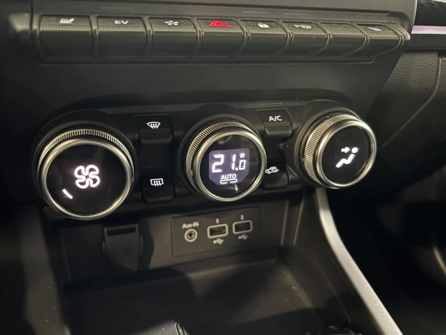 Renault Arkana 145PK E-Tech Hybrid R.S. Line Automaat | 9,3' Navi | Camera | Climate Control | Adaptive Cruise Control | Stoel + Stuurwiel verwarming | Apple CarPlay/Android Auto | Parkeersensoren | Lichtmetalen Velgen |