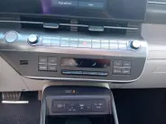 Hyundai Kona Premium sky ! Als nieuw! | Vol Opties | NU Incl. 12 maanden garantie, APK, Onderhoudsbeurt etc. Premiumpakket gratis! |
