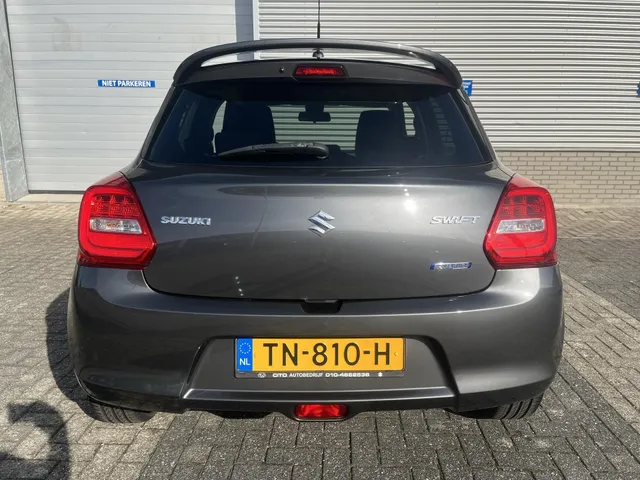 Suzuki Swift 1.0 Stijl Smart Hybrid 1e eigenaar| Dealer onderhouden| Meest Luxe uitvoering| Fabrieksgarantie tot 2028