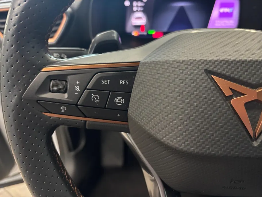 CUPRA Formentor 1.4 TSI | e-HYBRID | BUSINESS ED. | 18'' VELGEN | SPORTSTOELEN |