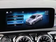 Mercedes-Benz CLA 200 Business Solution AMG