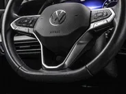 Volkswagen Golf 1.0 eTSI 110pk DSG Life · Camera · Apple/Android Car Play · Sfeerverlichting · P-Sensoren · Navigatie · 16'' Inch · Garantie t/m 04-02-2028 of 100.000km  · EXTRA INRUILKORTING ·