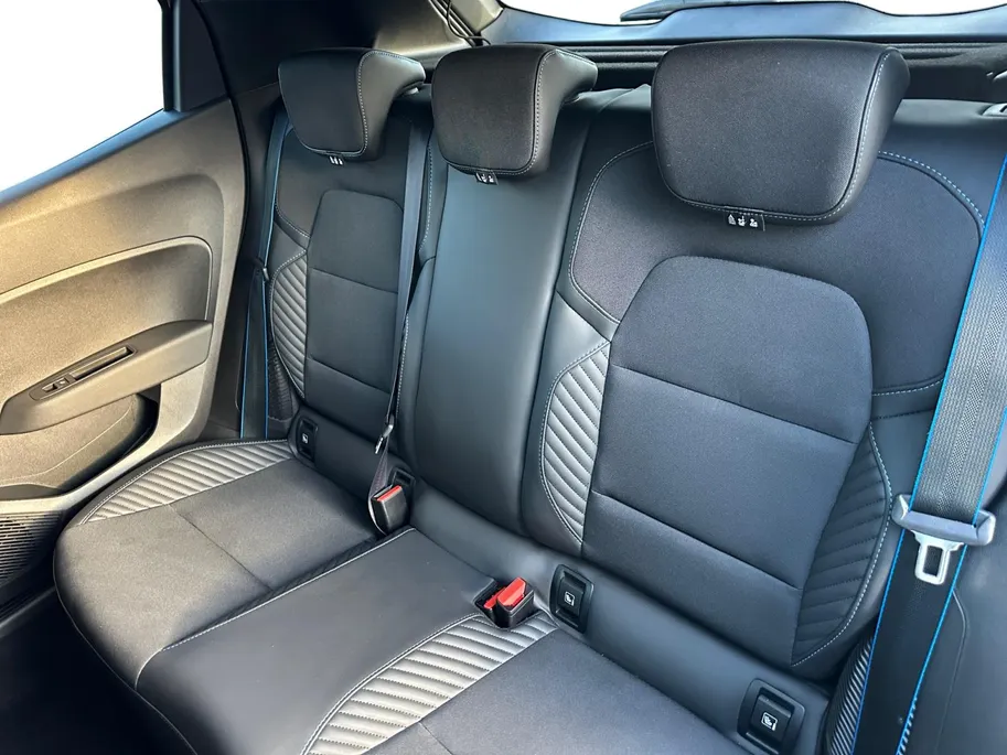 Renault Clio 1.6 E-Tech Full Hybrid 145 esprit Alpine | 360* Camera | Adaptief Cruise Control | Climate Control | Apple Carplay/Android Auto | Sport Stoelen | Full Led | DAB | Navigatie | Parkeersensoren | 12 maanden Bovag garantie | NAP