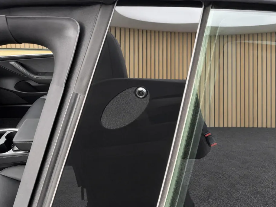 Tesla Model 3 Standard RWD Plus 60 kWh 90% SOH | 12 maanden BOVAG | Stoelverwarming | Groot scherm |