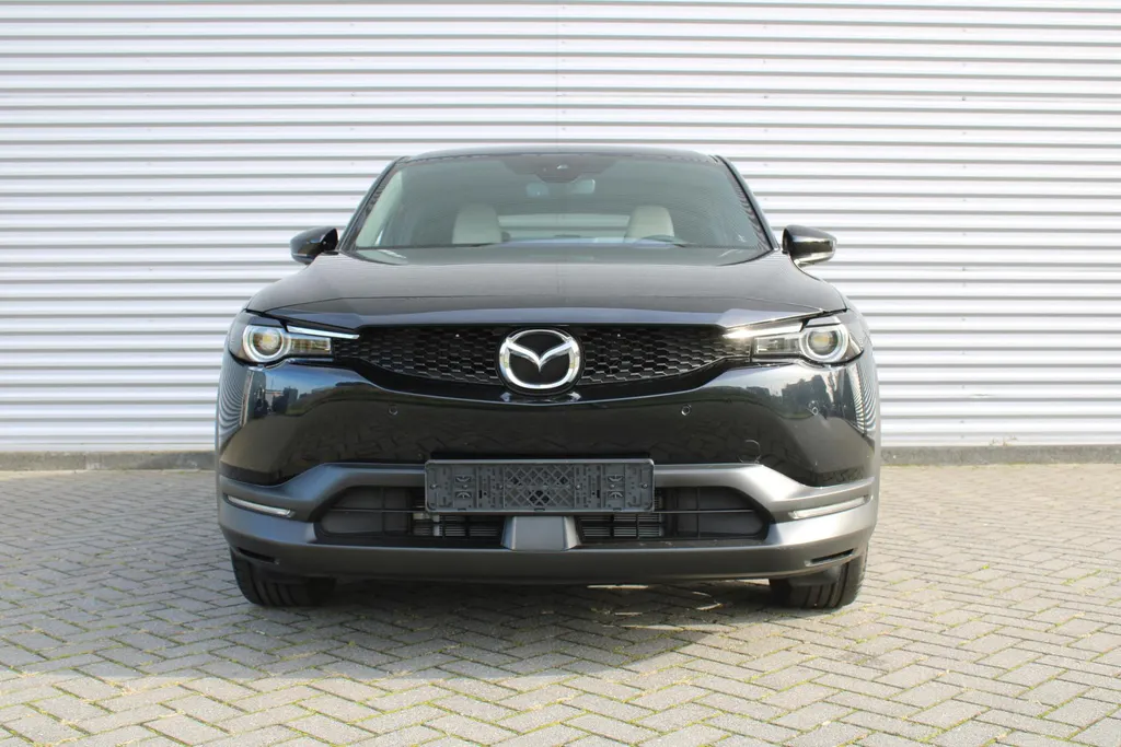 Mazda MX-30 e-SkyActiv EV 145PK Advantage Modern 36 kWh | Stoelverwarming | HUD | Dodehoek detectie | Elek. stoelverstelling | LED | 18' LM | Camera |