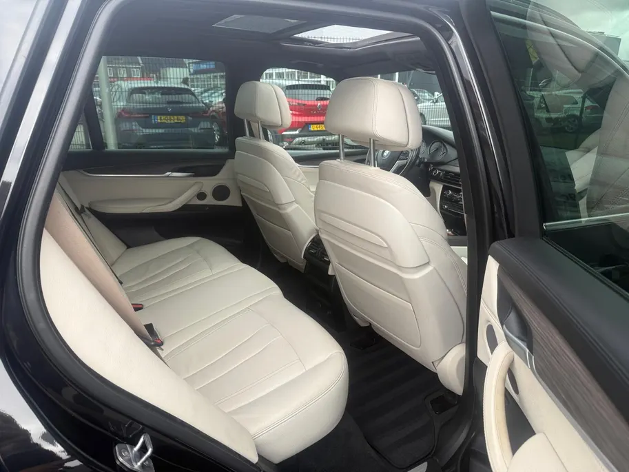 BMW X5 xDrive40e High Executive | Automaat | Schuif-kantel Dak | Harman Kardon | Trekhaak | Memory | Camera | Head Up Display | Cruise Control | Climate Control