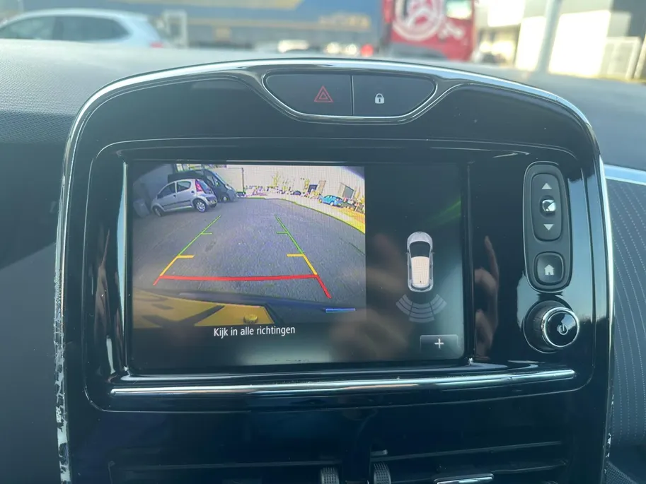 Renault ZOE R110 Iconic 41 kWh | AIRCO WERKT NIET !! | KOOP ACCU | BOSE | CAMERA | NAVI | 12 MAANDEN BOVAG GARANTIE |