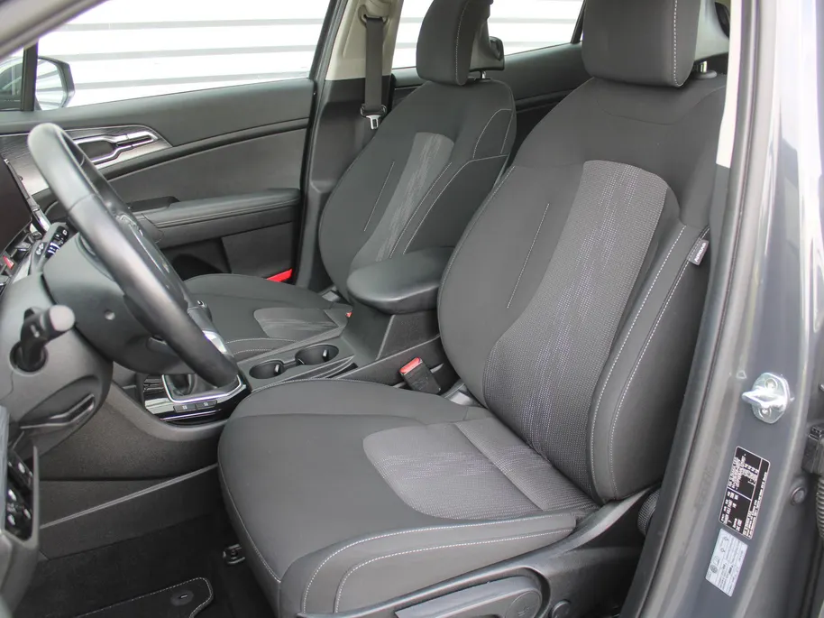 Kia Sportage 1.6 T-GDi MHEV DynamicLine | Camera | Clima | Cruise adapt. | Navi | PDC | LED | 17' LM | Apple Carplay/Android Auto |
