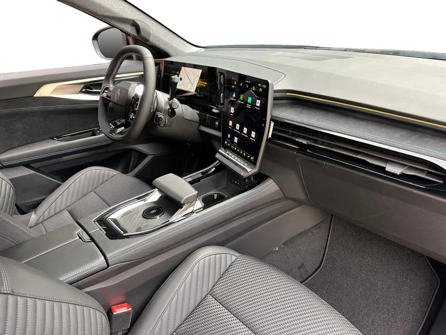 Renault Austral 1.2 E-Tech full hybrid 200 esprit Alpine | Nu Met 5 Jaar Fabrieksgarantie | Direct Leverbaar | Nu Met 4000 euro Voorraadkorting Bij Zeeuw & Zeeuw Renault Naaldwijk |