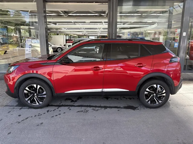 Peugeot 2008 1.2 PureTech Allure Pack
