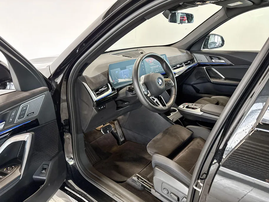 BMW iX1 eDrive20 M Sport Edition Premium Pack