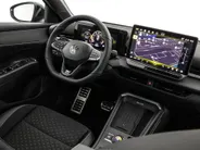 Volkswagen T-Roc R-Line First Edition 1.5 eTSI 150 PK 6 versn. DSG · Assistance Pakket · Multimedia Pakket · Park & Comfort Pakket · Voorraad OUTLET · Prijs is inclusief inruilpremie ·