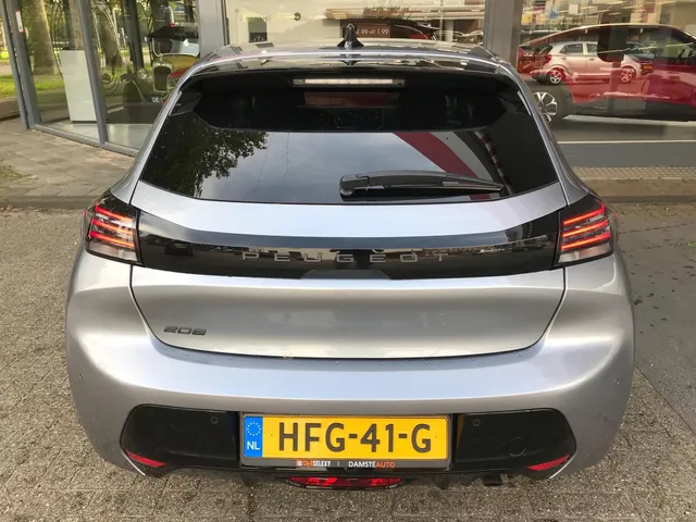 Peugeot 208 Allure PureTech 100pk
