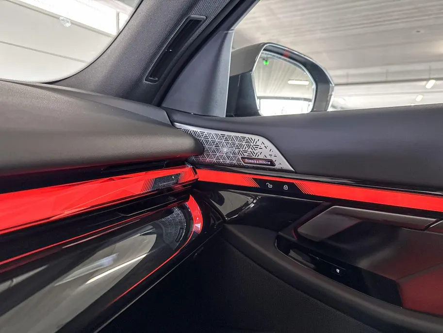 BMW 5 Serie Sedan 550e xDrive