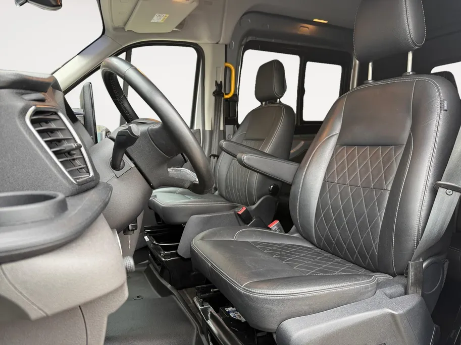 Ford Transit 350 2.0 TDCI L3H2 DC Trend | Dubbele Cabine | Driver Assistance Pack | Winter Pack | Wandbetimmering Hout & Laadvloer Hout |