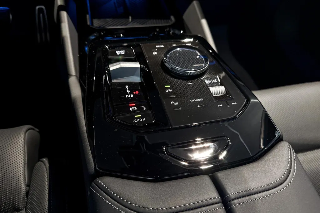 BMW i5 Sedan M60 xDrive 84 kWh