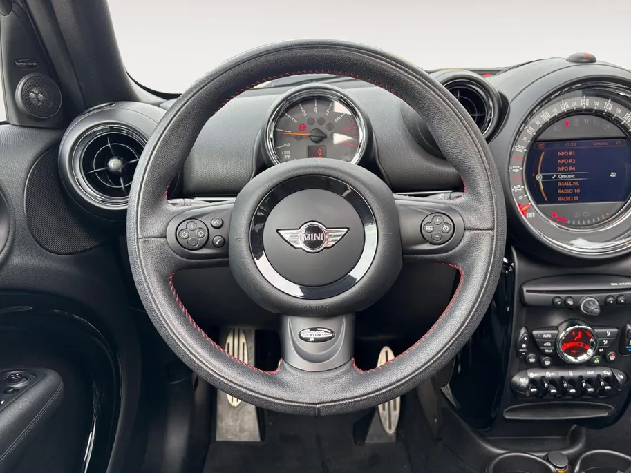 MINI Countryman 1.6 John Cooper Works ALL4 Chili | Pano-dak | Navigatie | 18 Inch | Sportstoelen | Stoel- voorruitverw. |