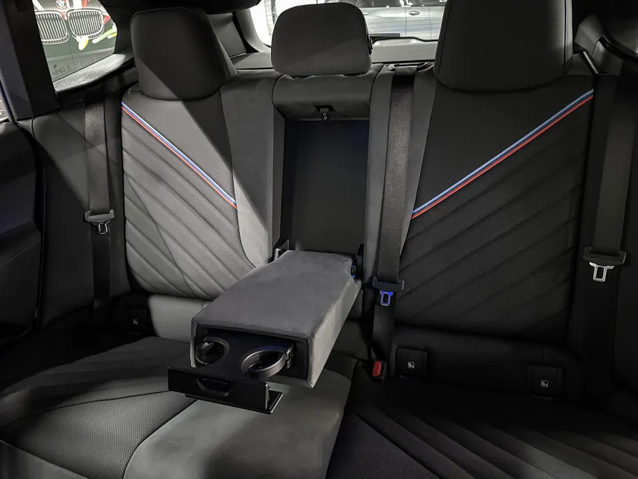 BMW iX xDrive60