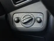 Ford Kuga 1.5 Titanium - 2.000 kg trekgewicht - TREKHAAK - VOORRUITVERWARMING - PARKEERSENSOREN V+A