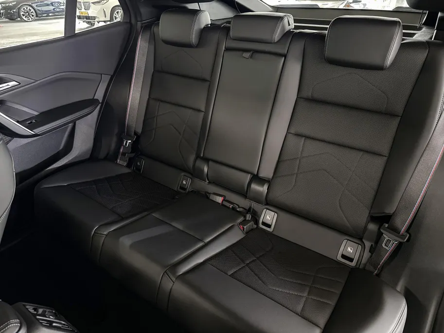 BMW iX2 eDrive20 67 kWh M Sport Edition