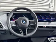 BMW iX xDrive45 101 kWh