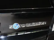 Nissan Leaf e+ N-Connecta 62 kWh | Stuur- en stoelverwarming | 385 WLTP | LM wielen | Adaptive cruise controle | 4seizoenenbanden | one pedal driving | Climate controle |