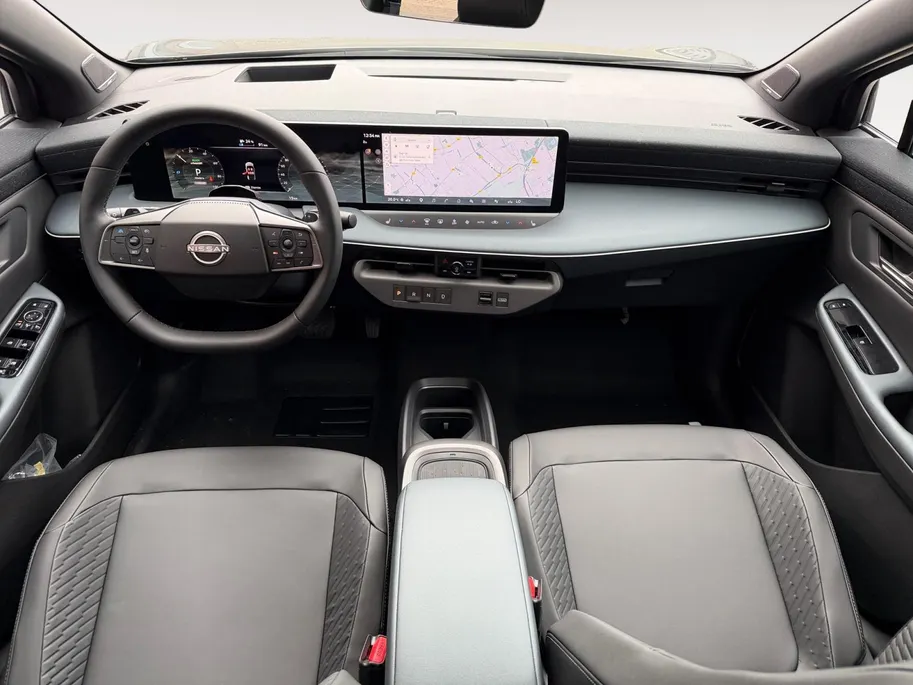 Nissan Leaf Evolve 75 kWh | NISSAN MORE 10 JAAR GARANTIE | 622 KM WLTP | 2500 EURO INRUILPREMIE | SNEL RIJDEN | BOSE | RONDOM CAMERA | CARPLAY |