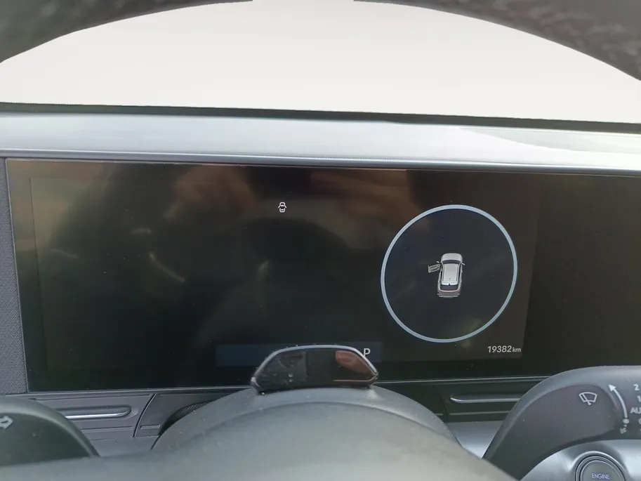 Hyundai Kona 1.6 GDI HEV Comfort Smart | Elektronische achterklep | Apple carplay/Android auto | Dodehoekdetectie met correctie