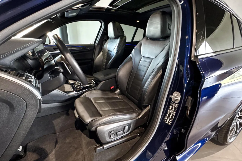 BMW X4 xDrive20i High Executive