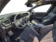 Kia Ceed 1.5 T-GDi GT-PlusLine Automaat | 140 PK | Schuif-kanteldak | JBL | Elektr. verstelbare bestuurdersstoel met geheugenfunctie |  18' lichtmetalen velgen | Dodehoek detectie  | Metallic lak | Fabrieksgarantie t/m 8-4-2032 + 3x 1 jaar*  | NAP