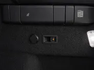 Škoda Kodiaq 1.5 TSI 204pk DSG PHEV Sportline Business · Panoramadak · Wegklapbare Trekhaak · Camera · Elek. Voorstoel · P-Sensoren · 19'' Inch · Garantie t/m 29-06-2030 of 100.000km