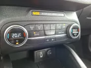 Ford Focus Wagon 1.5 EcoBoost Active Business 150PK Automaat | 1500kg Trekgewicht | Trekhaak | Climate Control | Navigatie | Parkeersensoren | Cruise Control | Keyless Entry