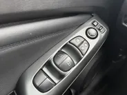 Nissan Juke 1.6 Hybrid N-Connecta Lichtmetalen velgen | Navigatie | Apple Carplay/ Android Auto | Achteruitrijcamera | Climate Control | Parkeersensoren voor & achter |