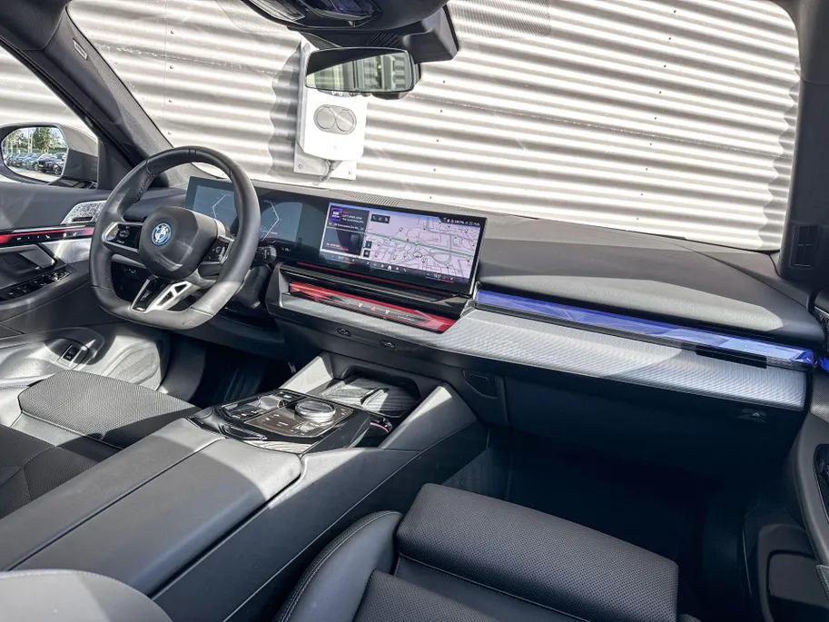 BMW i5 Touring eDrive40 84 kWh