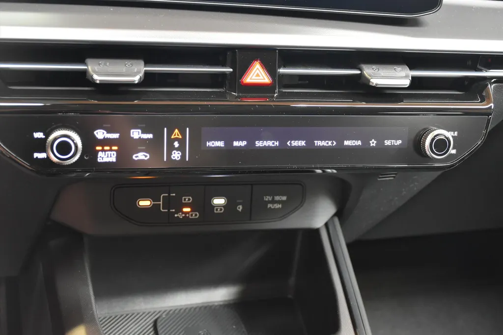 Kia e-Niro 1.6 GDi Hybrid 138pk DCT6 DynamicPlusLine