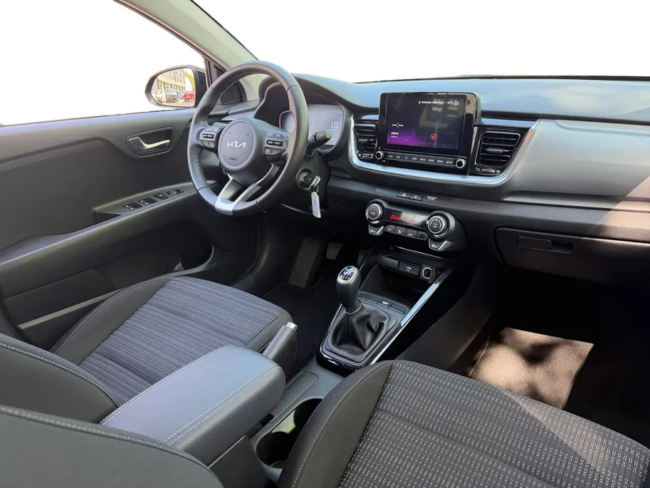 Kia Stonic 1.0 T-GDi MHEV DynamicLine Navigatie | Climate Control | Cruise Control | Apple CarPlay & Android Auto | Resterende fabrieksgarantie TM 150.000 KM | 2035