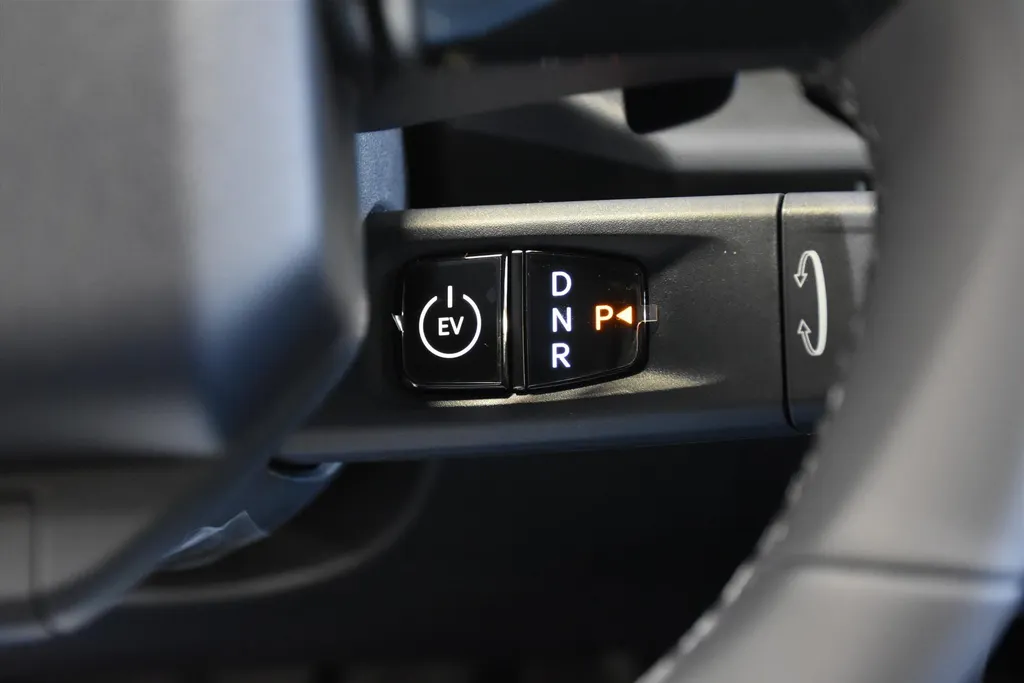 Kia PV5 Cargo GB 71,2 kWh 163pk L2H1 Plus