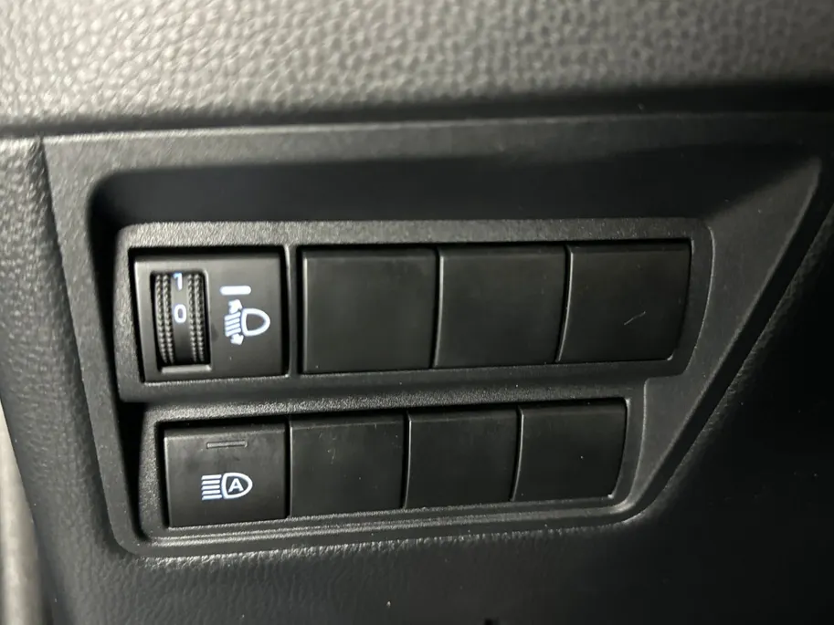 Toyota Yaris Cross 1.5 Hybrid Dynamic | Navigatie | 17'' L.M. Velgen | Adaptieve Cruise Control