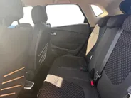 Renault Captur 1.3 TCe Intens | Trekhaak | Navigatie | Bluetooth | Cruise & Climate Control | Parkeersensoren | Camera | Onderhoudshistorie | 12 Maanden BOVAG Garantie