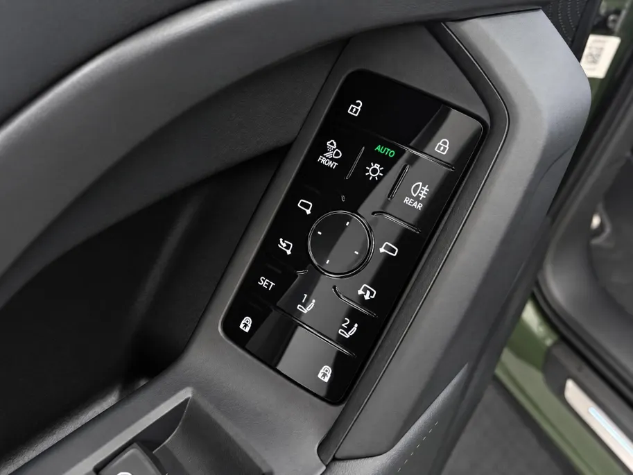 Audi Q5 Sportback e-hybrid quattro S edition Competition 367 PK · Glazen panoramadak · Head-up display · B&O premium 3D